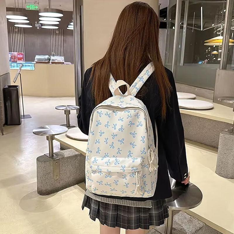 Women Bags Gift - กระเป๋าเป้สะพายหลังไนลอนลายดอกไม้สำหรับผู้หญิง 6 สี ความจุขนาดใหญ่ น้ำหนักเบา กระเป๋าเดินทางไปโรงเรียน