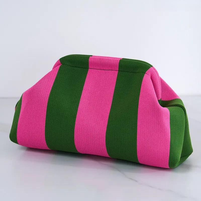 Women Bags Gift - กระเป๋าคลัทช์ถักโครเชต์สำหรับผู้หญิง – กระเป๋าถือแฟชั่นถักนิตติ้งแบบจีบ น้ำหนักเบา ดีไซน์คลาวด์และดัมปลิง เหมาะเป็นของขวัญสำหรับผู้หญิง