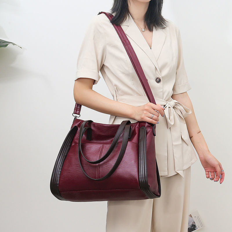 Women Bags For Airport - กระเป๋าสะพายไหล่สีดำใบใหญ่ใหม่สำหรับผู้หญิง กระเป๋าโฮโบขนาดใหญ่ กระเป๋าถือหนังนิ่มคุณภาพสูง กระเป๋าสะพายข้าง กระเป๋าโท้ทสำหรับเดินทางสำหรับสุภาพสตรี