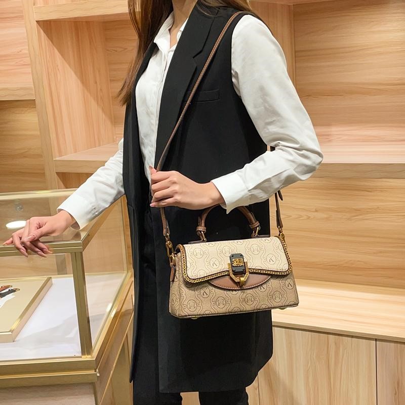 กระเป๋าแบรนด์ผู้หญิง 2025 รุ่น - Women Bags Premium Brands บทวิจารณ์และราคา