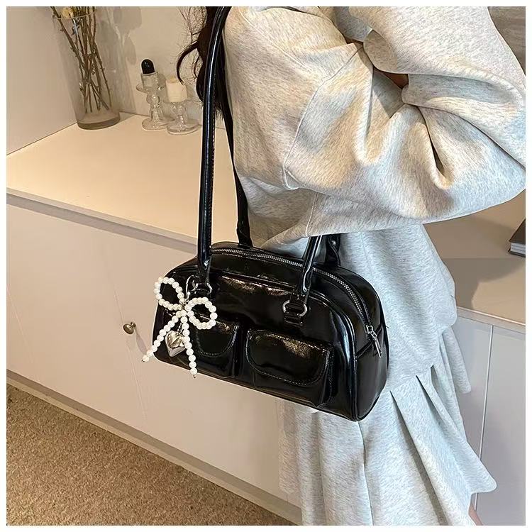 กระเป๋าสะพายไหล่ทรงโบว์ใต้วงแข - Women Bags For Airport บทวิจารณ์และราคา