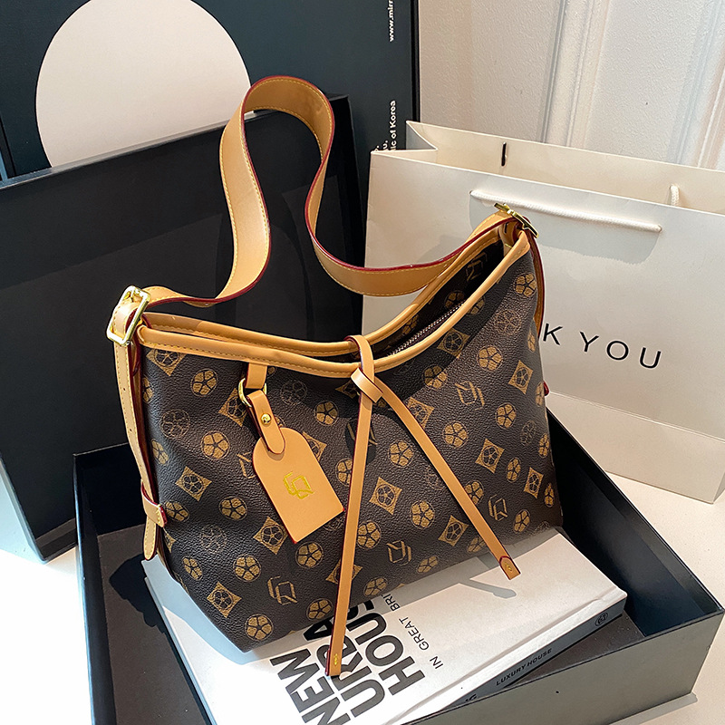 แบรนด์หรูผู้หญิงไหล่กระเป๋าพรี - Women Bags Premium Brands บทวิจารณ์และราคา