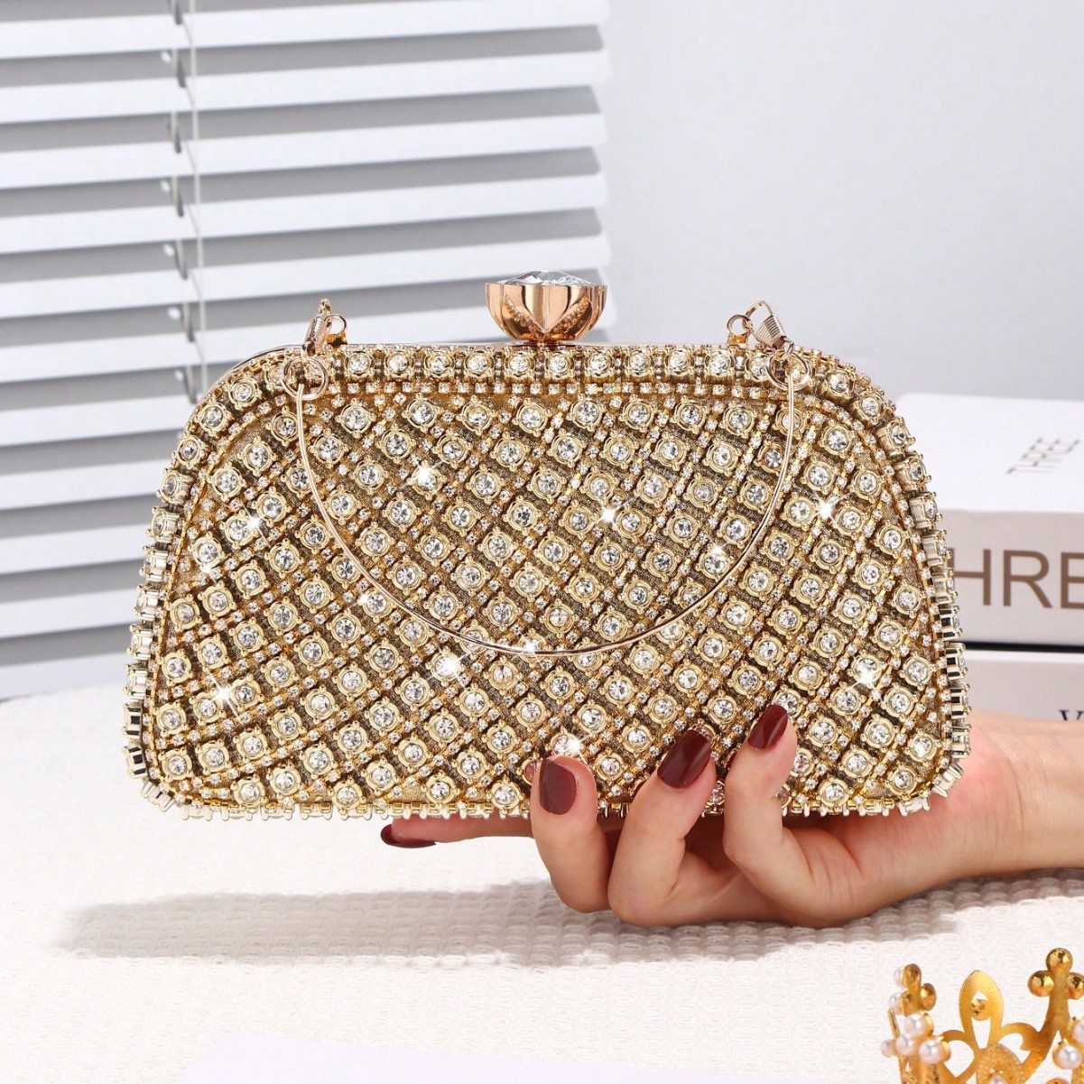 กระเป๋าคลัทช์ทรงกล่องประดับเพช - Clutch Bag Evening บทวิจารณ์และราคา
