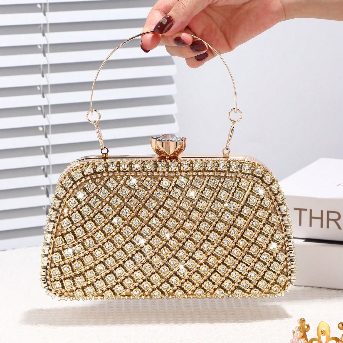 กระเป๋าคลัทช์ทรงกล่องประดับเพช - Clutch Bag Evening บทวิจารณ์และราคา