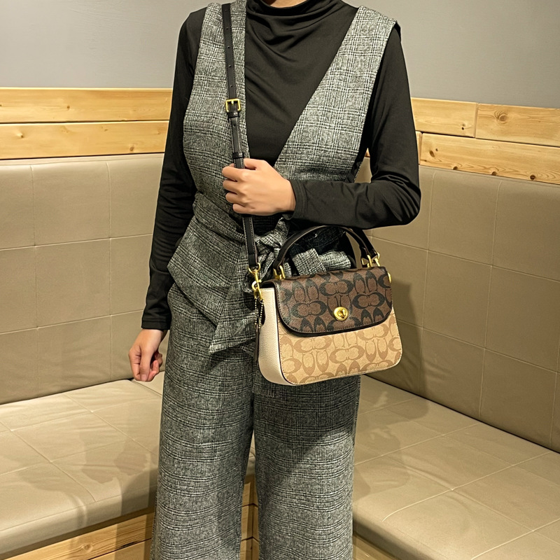 กระเป๋าสะพายไหล่ผู้หญิงสุดเก๋  - Women Bags Premium Brands บทวิจารณ์และราคา